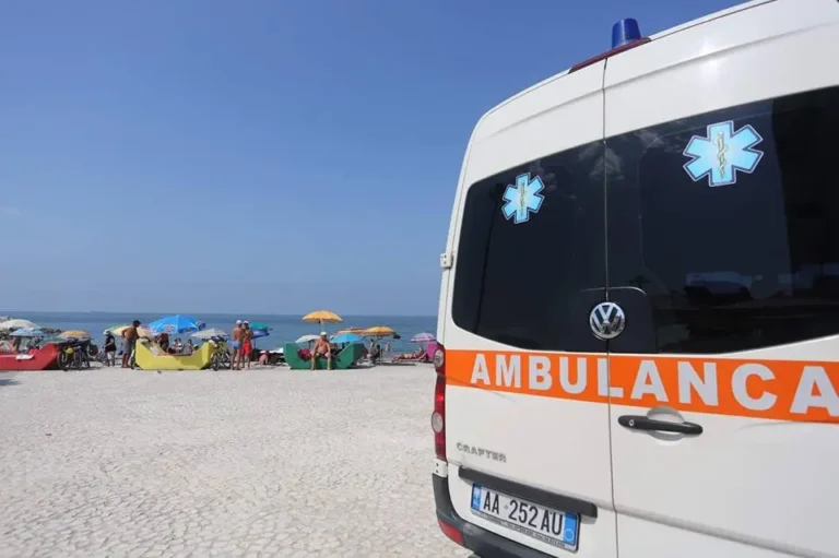 ambulanca-det