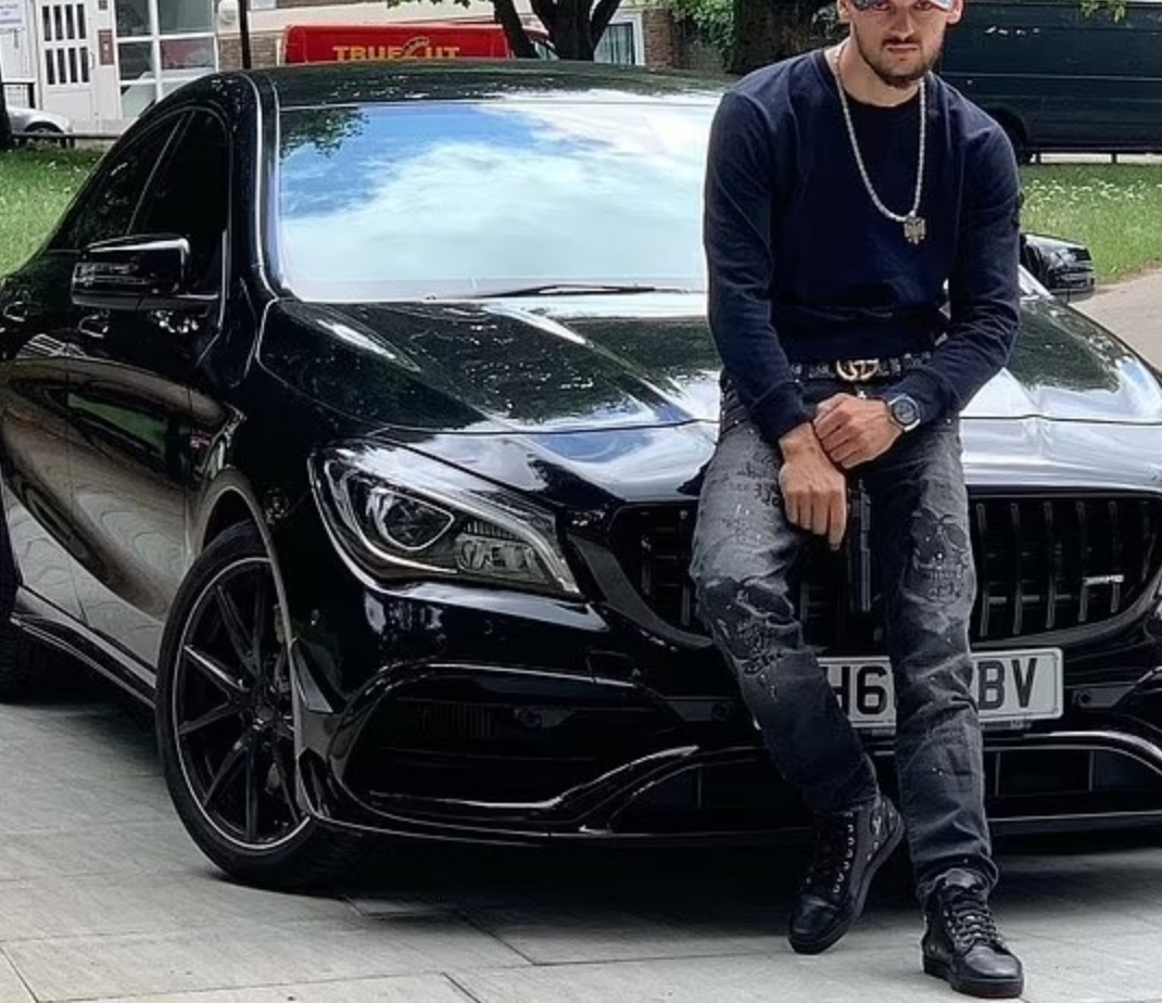 5yhe45h4hh-1707324419