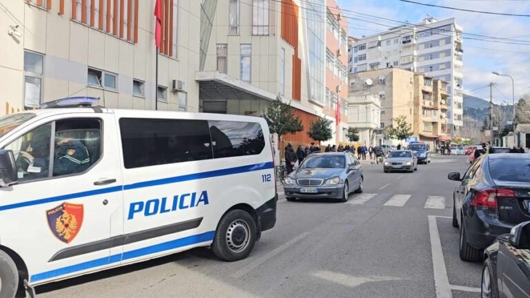 -900-0-1727437659xpolicia-elbasan-849